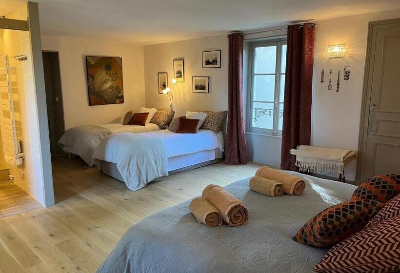 Четырехместный Номер Deluxe, Château Du Mauny, Gîtes Et Chambres D Hôtes En Bourgogne
