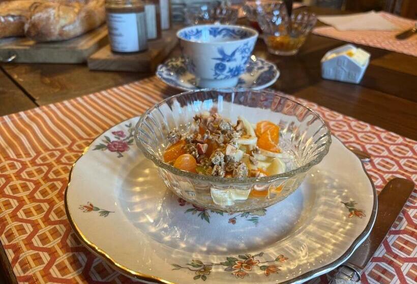 Четырехместный Номер Deluxe, Château Du Mauny, Gîtes Et Chambres D Hôtes En Bourgogne