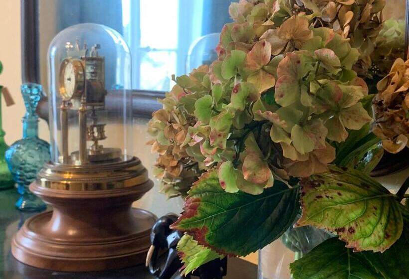 Люкс 2 Спальни, Château Du Mauny, Gîtes Et Chambres D Hôtes En Bourgogne