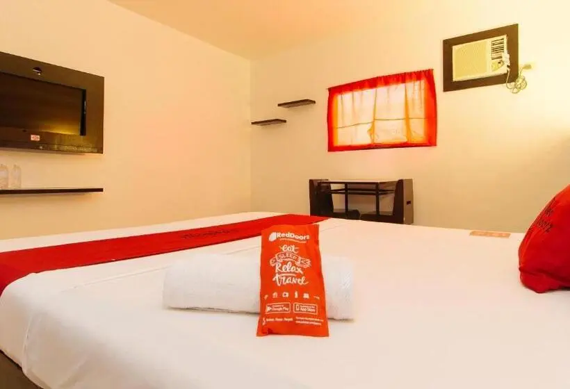 スーペリアールーム, Reddoorz @ El Runway Hotel Bulacan