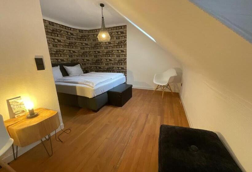 إستوديو قياسى, Saarschleifenlodge