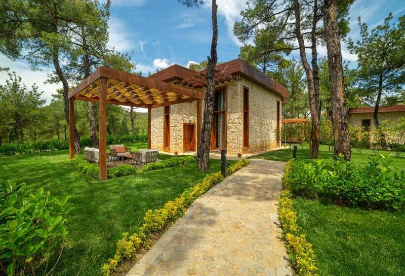 חדר משפחתי נוף לגינה, Marisstone Hotels