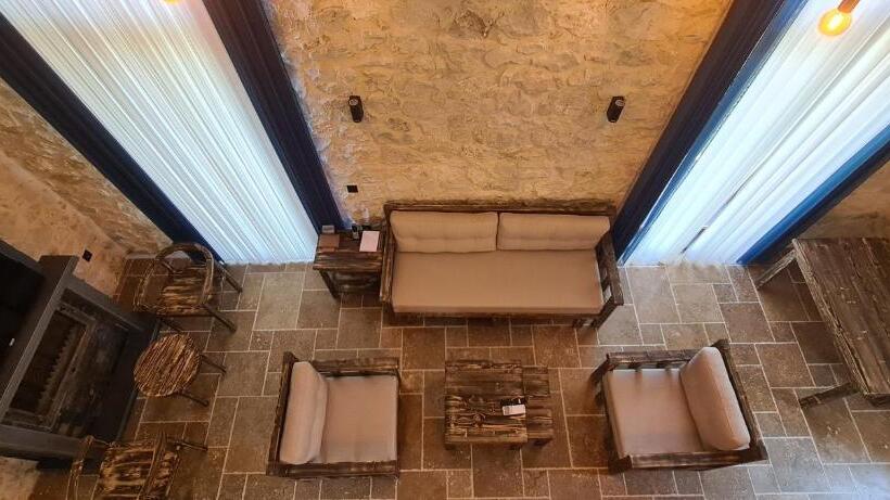 סוויטה אקזקיוטיב, Marisstone Hotels