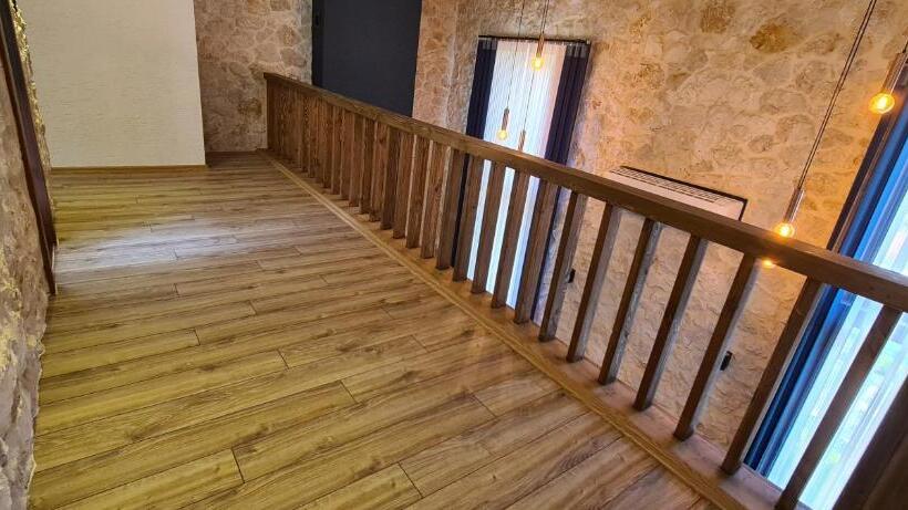 סוויטה אקזקיוטיב, Marisstone Hotels