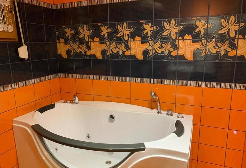 Апартаменты 2 Спальни, Penzion Bawaria