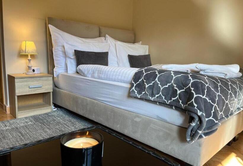 Номер Deluxe с Балконом, Penzion Bawaria