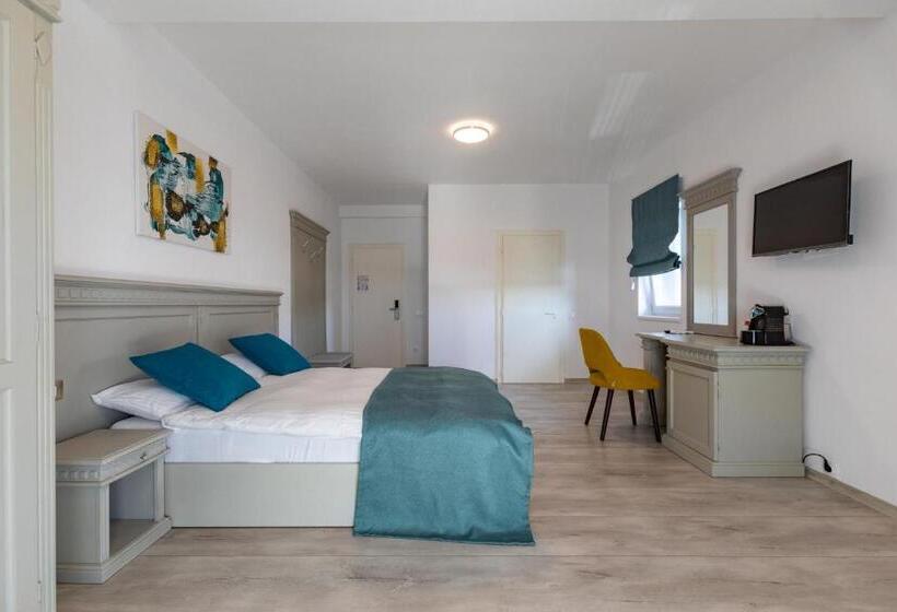 اتاق استاندارد, Volo Guest House