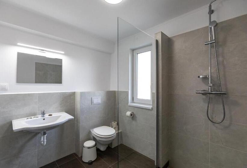 スタンダードルーム, Volo Guest House