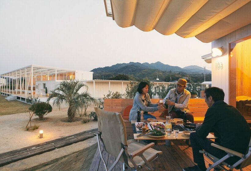 Klassiskt Trippelrum, Wakka