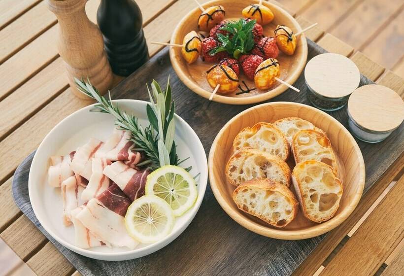 Klassiskt Trippelrum, Wakka