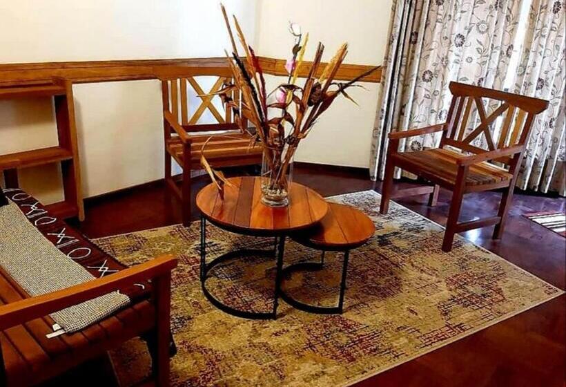 سوییت, Boutique Hotel Pavillon