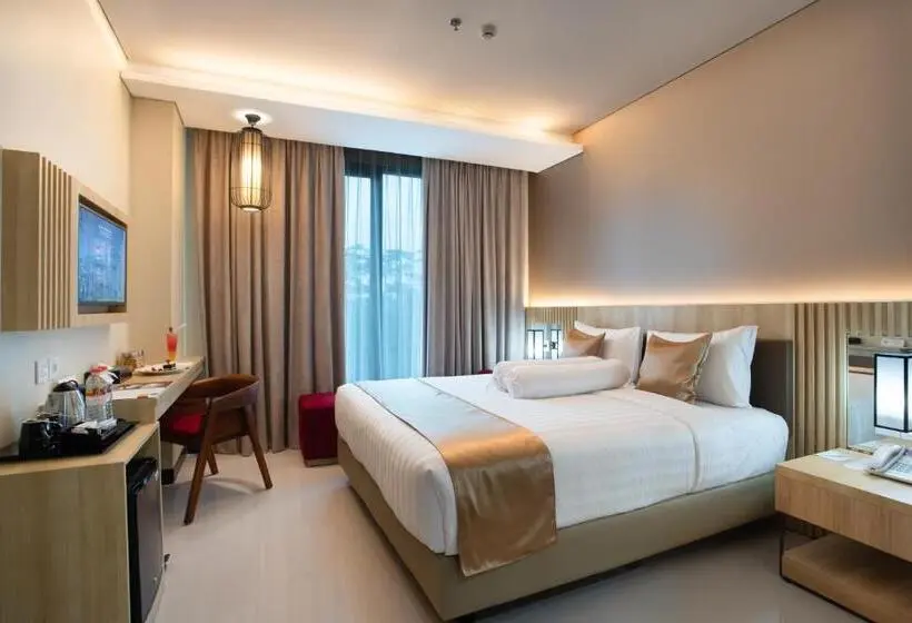 デラックスルーム, Braling Grand Hotel Purbalingga, Azana Hotels Collection