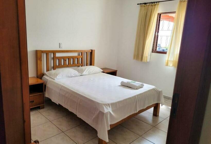 Pokój Czteroosobowy Standard, Guarini