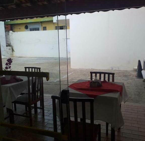 Pokój Czteroosobowy Standard, Guarini