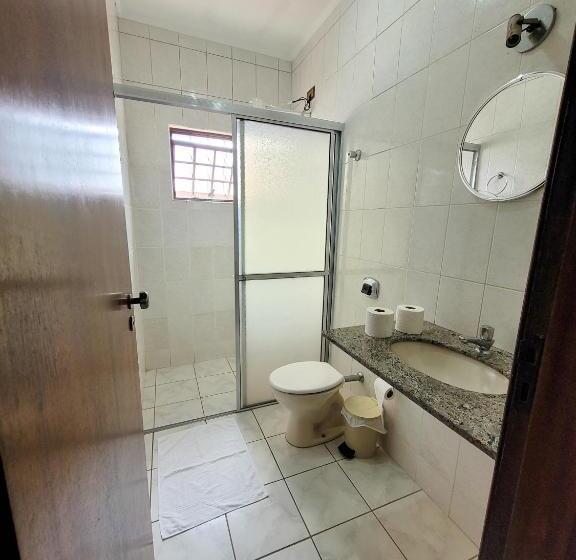 Pokój Czteroosobowy Standard, Guarini