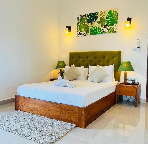 标准间带阳台, J Leaf Hotel By Blue Bird