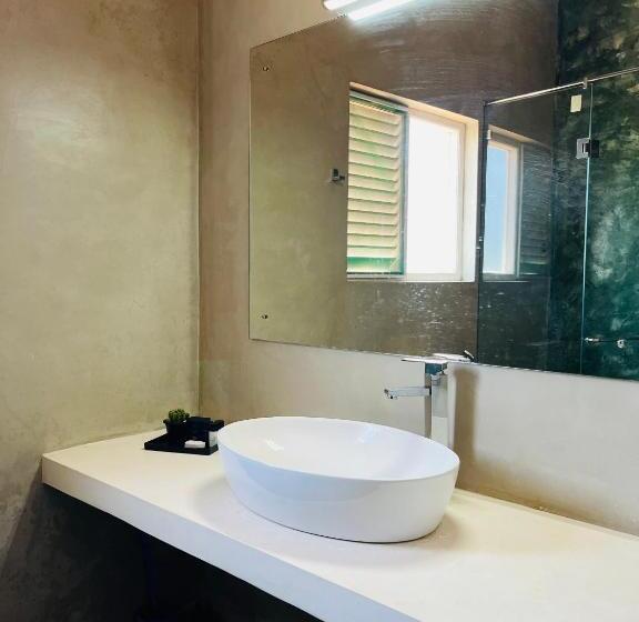 豪华房间, J Leaf Hotel By Blue Bird