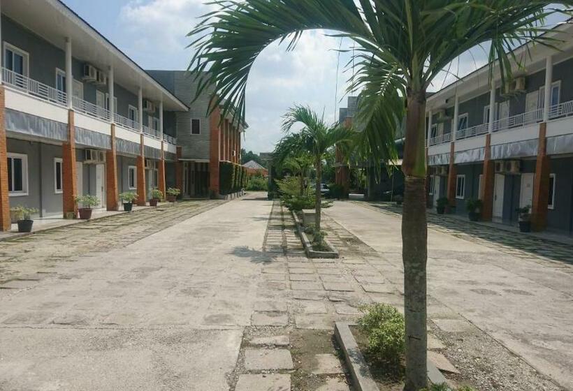 اتاق استاندارد, Liberty Homestay