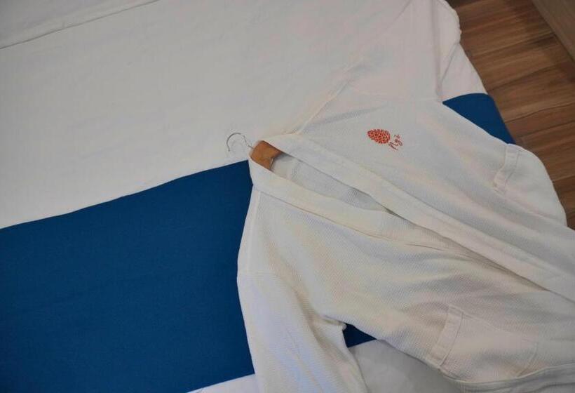 اتاق استاندارد یک نفره, Ngo The Gallery Dalat