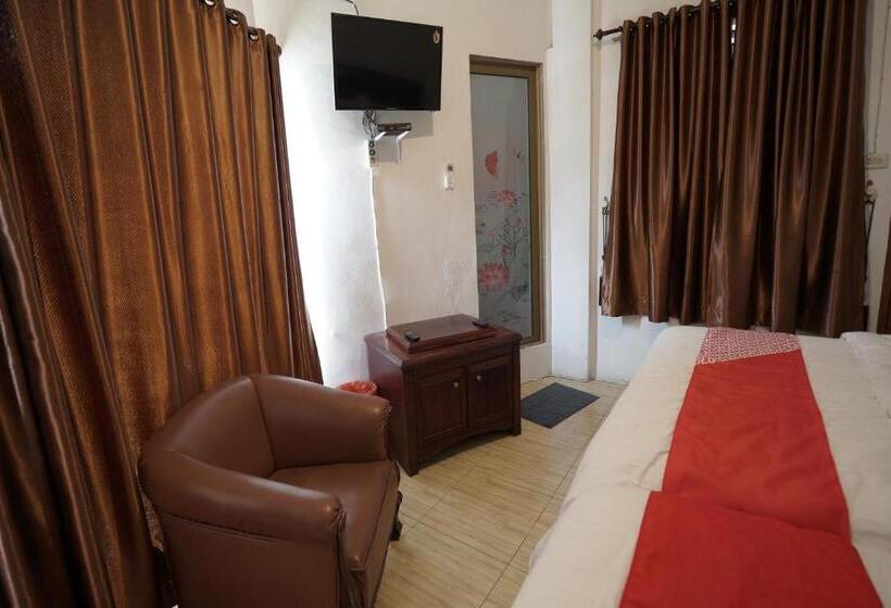 Family Suite, Oyo 90645 Karisma Residence