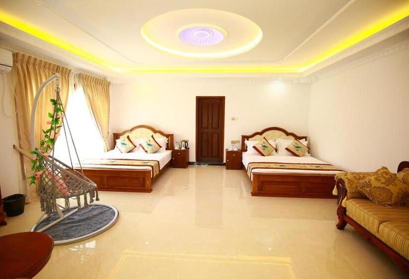 패밀리 스위트, The Lion Kingdom Sigiriya