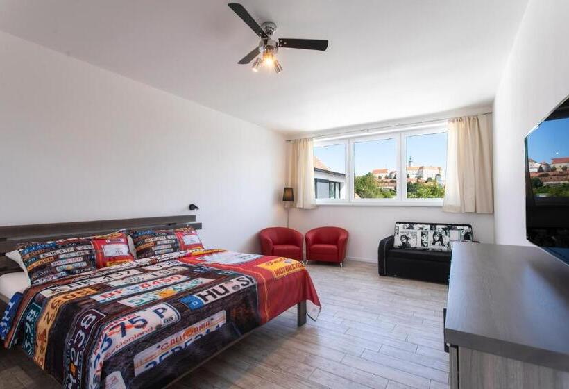 Номер Стандарт Трехместный, Motel Eldorado