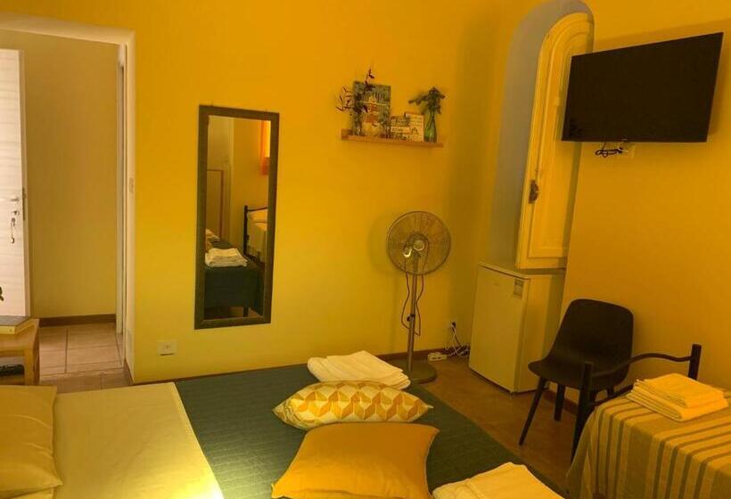 اتاق استاندارد, Agriostello Riparo