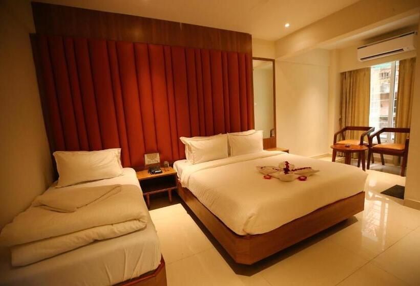 豪华三人间, Dream Residency