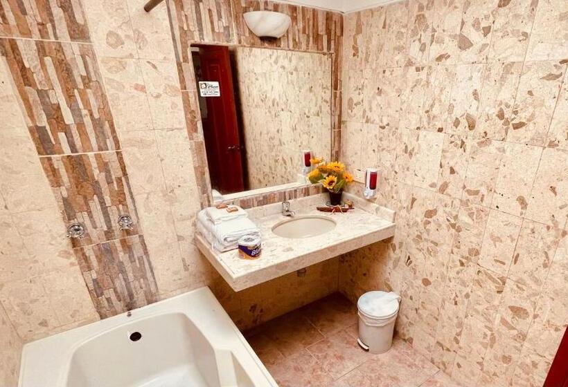 חדר סטנדרט לשלושה עם טרסה, Loto Del Viento