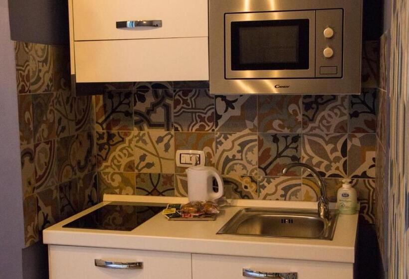 اتاق لوکس, Wanderlust Naples A Place To Stay