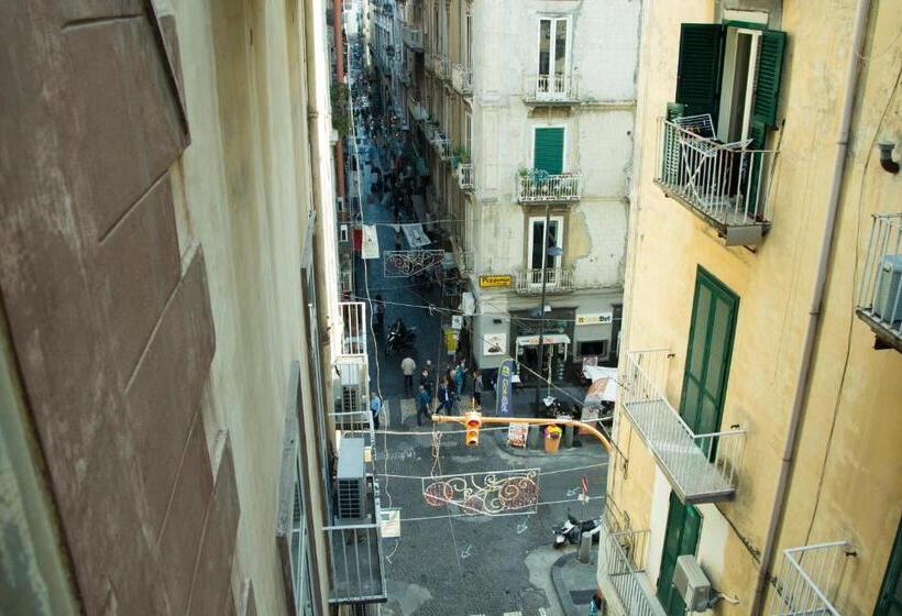 اتاق لوکس, Wanderlust Naples A Place To Stay