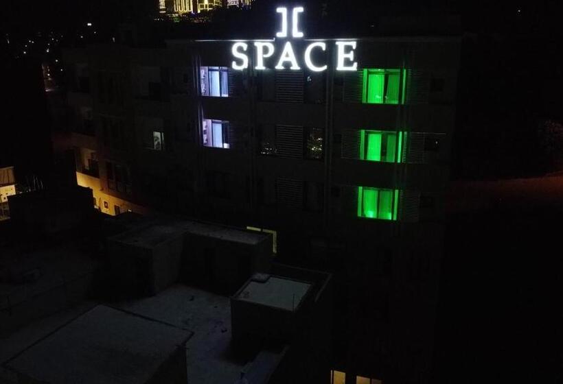 اتاق استاندارد با بالکن, Space Express