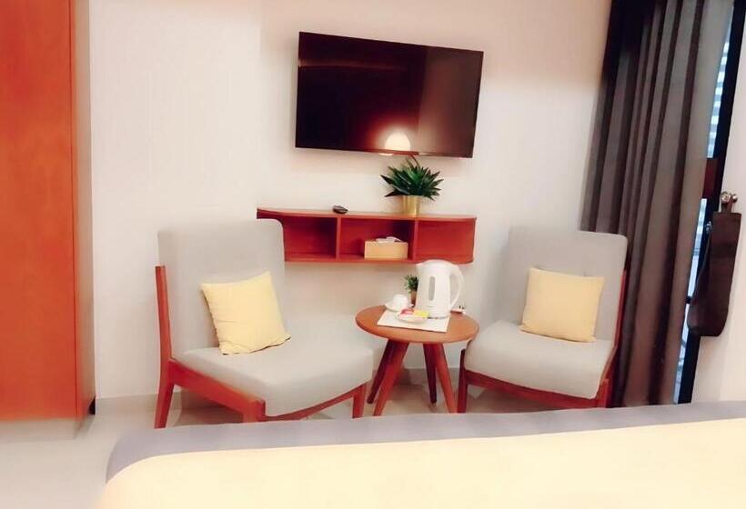 اتاق استاندارد با بالکن, Space Express