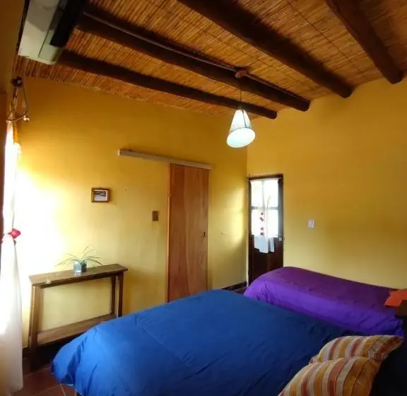 Standard Kolmen Hengen Huone, La Casa De La Abuela Tilcara
