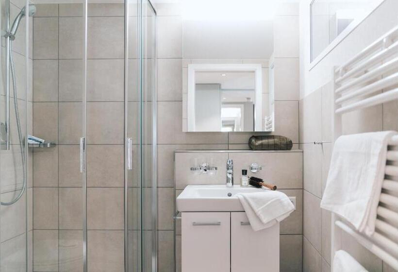 غرفة قياسية, Müllerhof