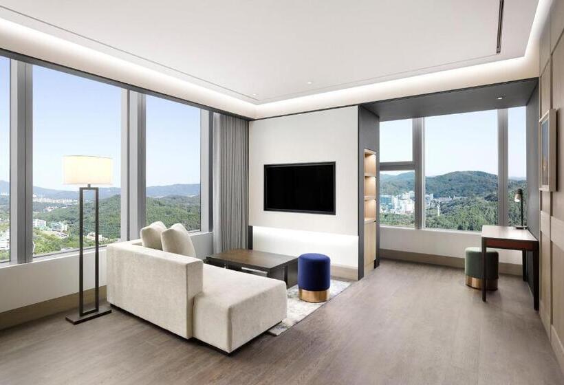 סוויטה, Onoma, Daejeon, Autograph Collection