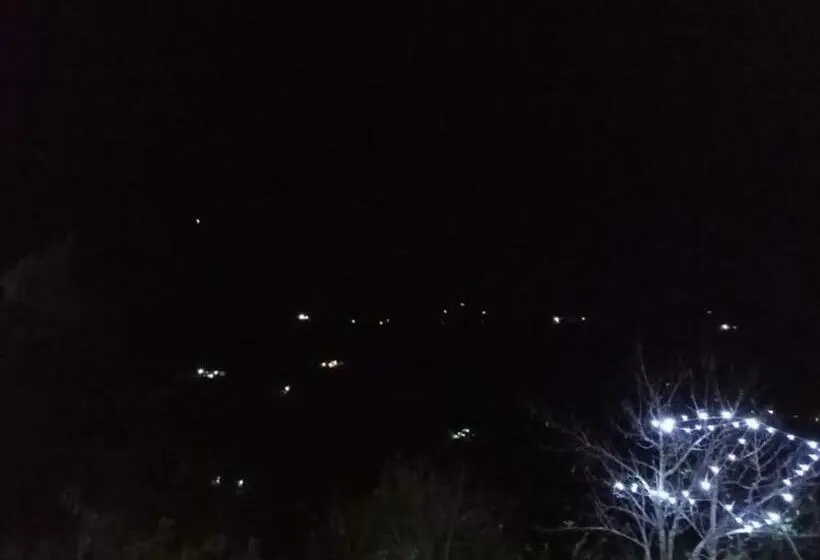 デラックスルーム, Orchard Hill Retreat
