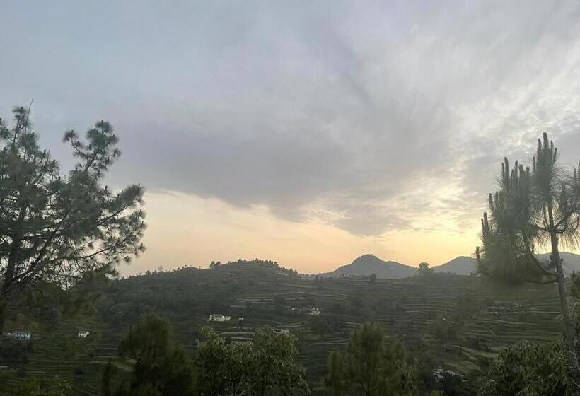 חדר משפחתי נוף להרים, Orchard Hill Retreat