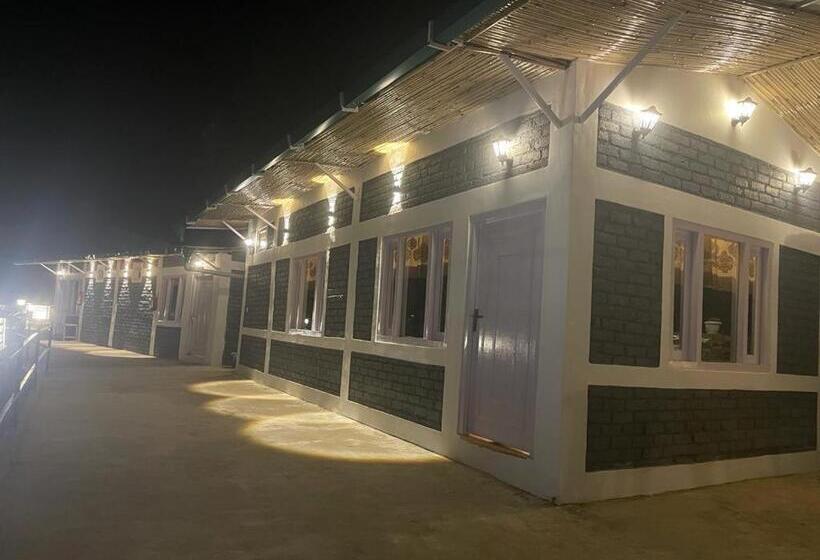 חדר משפחתי נוף להרים, Orchard Hill Retreat