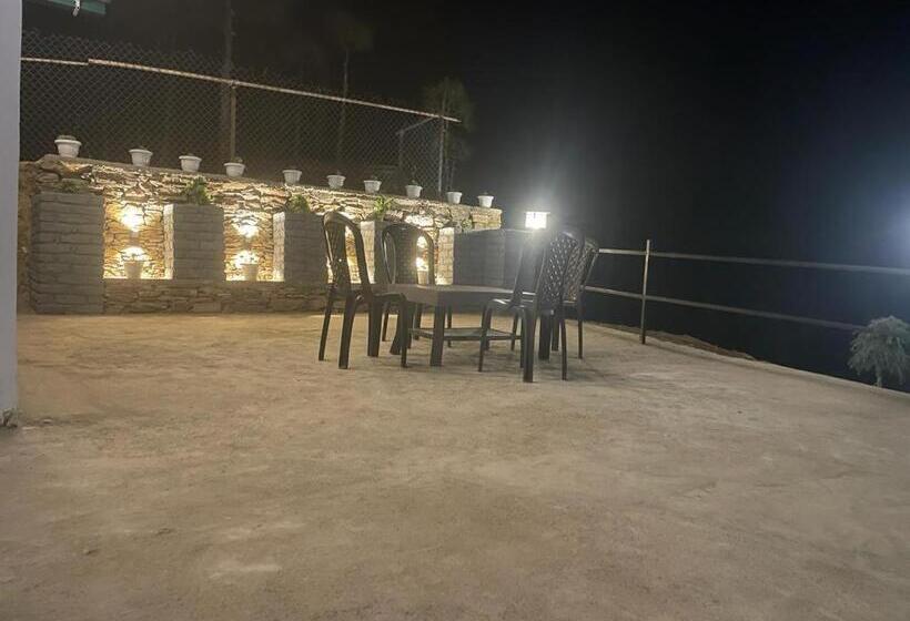 חדר משפחתי נוף להרים, Orchard Hill Retreat