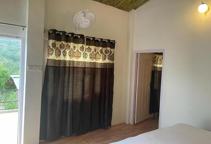 חדר משפחתי נוף להרים, Orchard Hill Retreat