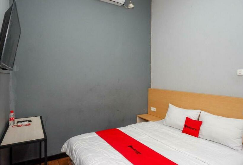 Номер Стандарт, Reddoorz Near Exit Tol Batang