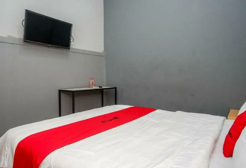 Economy Room, Reddoorz Near Exit Tol Batang