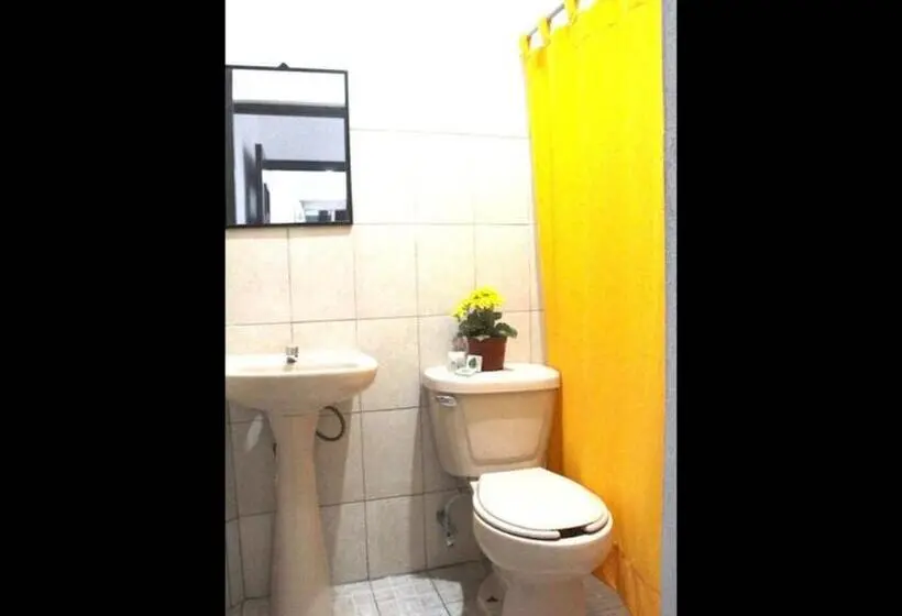 اتاق استاندارد, Room In Guest Room Double Room For A Couple