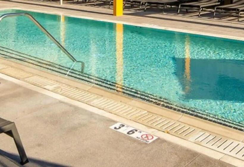 شقة غرفتين, Apart Hotel Near Dodgers Stadium