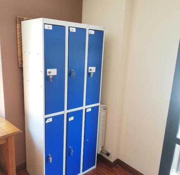 공동 객실, Albergue Buen Camino