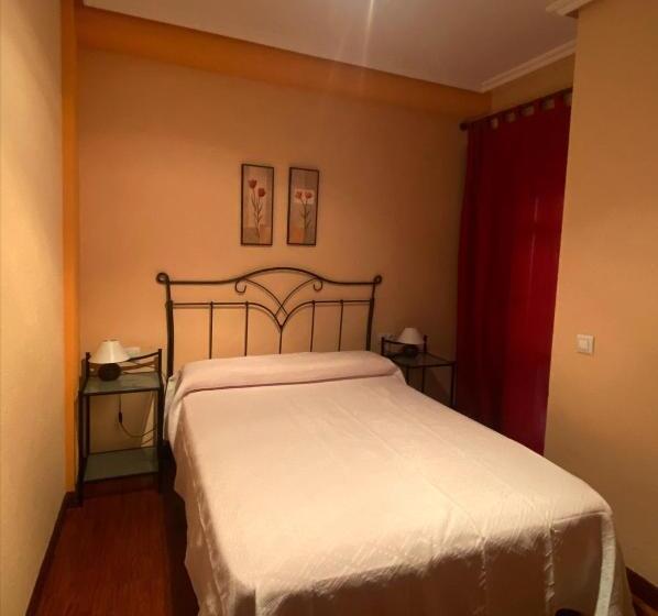 스탠다드 룸 공동 욕실, Albergue Buen Camino