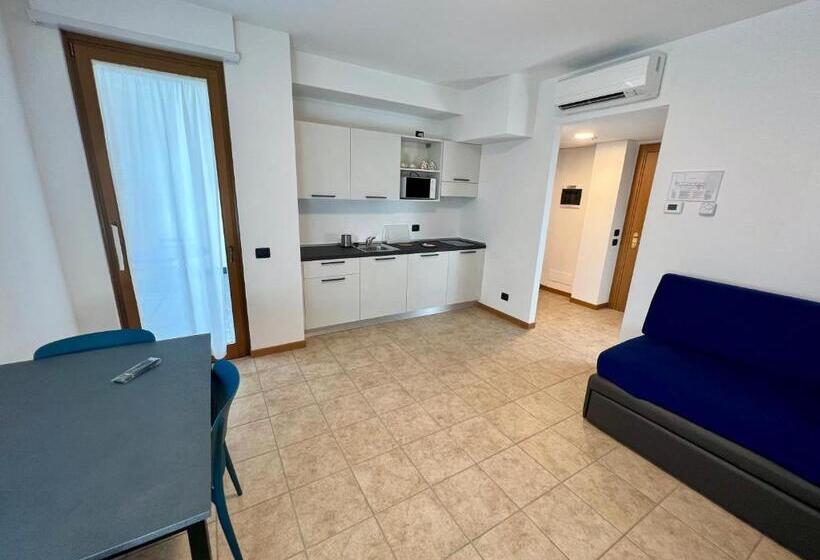 带阳台套房, Corte Milano