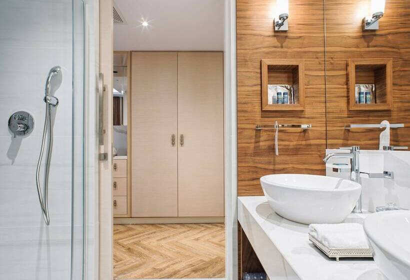 Полулюкс с Видом, Amanti, Madefortwo Hotels   Ayia Napa