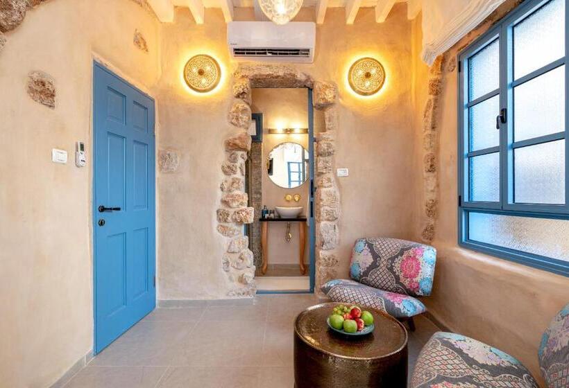 デラックスルーム, Arabesque House